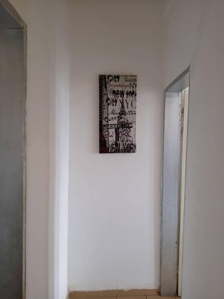 Appart Meuble Le Dakota Yaoundé Rum bild